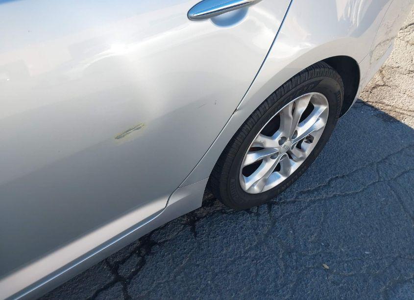 Photo 6 of 2013 Kia Optima LX (VIN 5XXGM4A76DG146252)