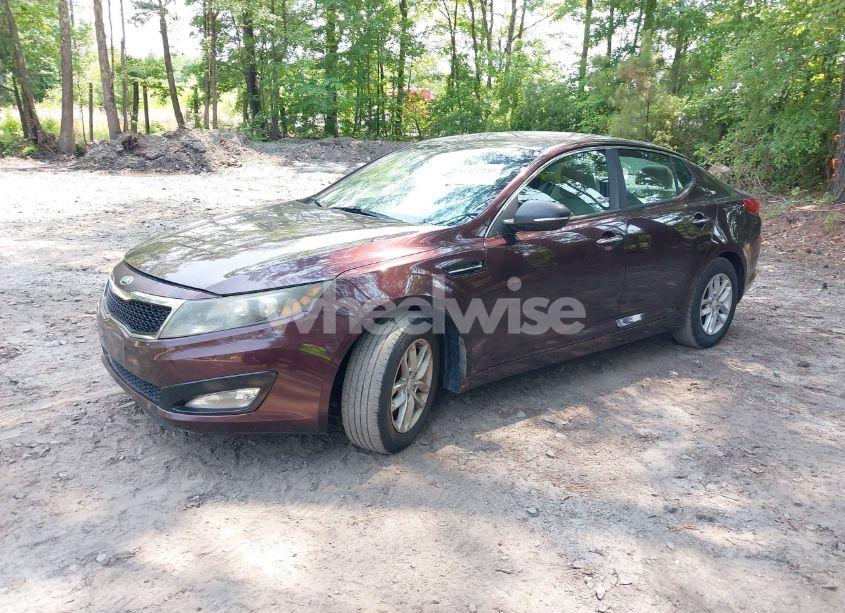 Photo 2 of 2013 Kia Optima LX (VIN 5XXGM4A76DG149409)