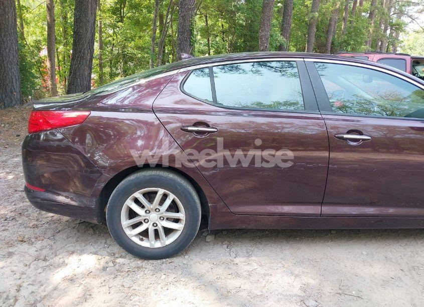 Photo 6 of 2013 Kia Optima LX (VIN 5XXGM4A76DG149409)