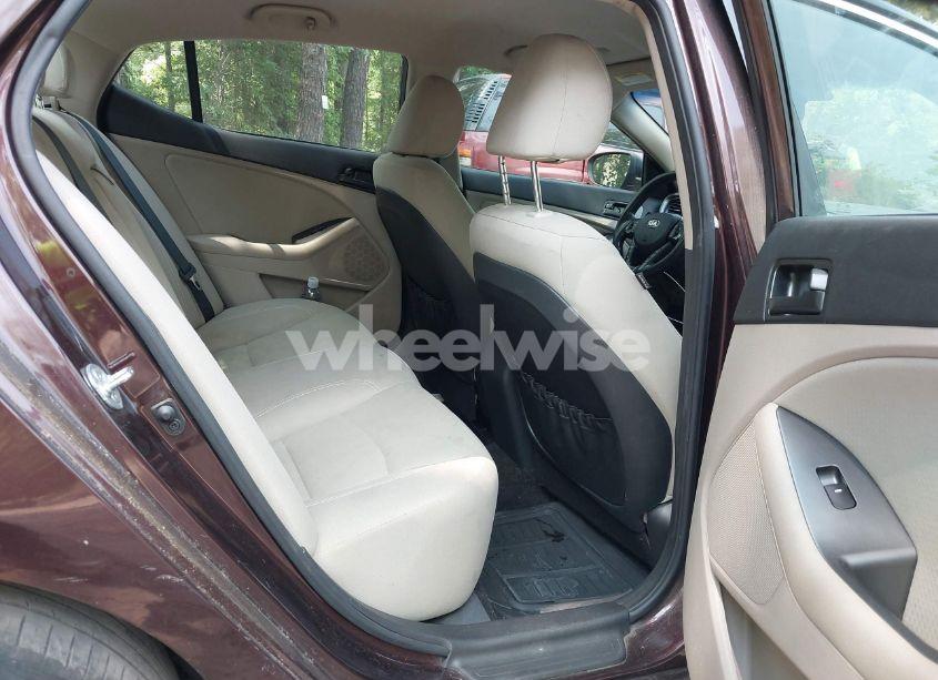 Photo 8 of 2013 Kia Optima LX (VIN 5XXGM4A76DG149409)