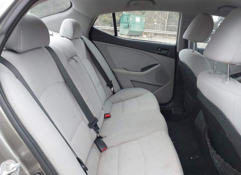 Photo 8 of 2013 Kia Optima LX (VIN 5XXGM4A76DG152505)