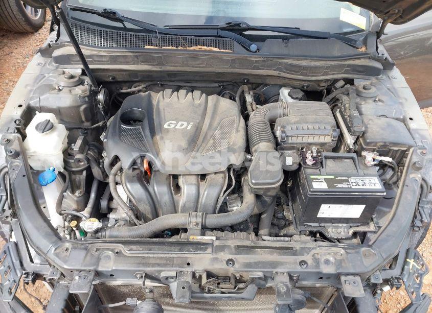 Photo 10 of 2013 Kia Optima LX (VIN 5XXGM4A76DG156179)