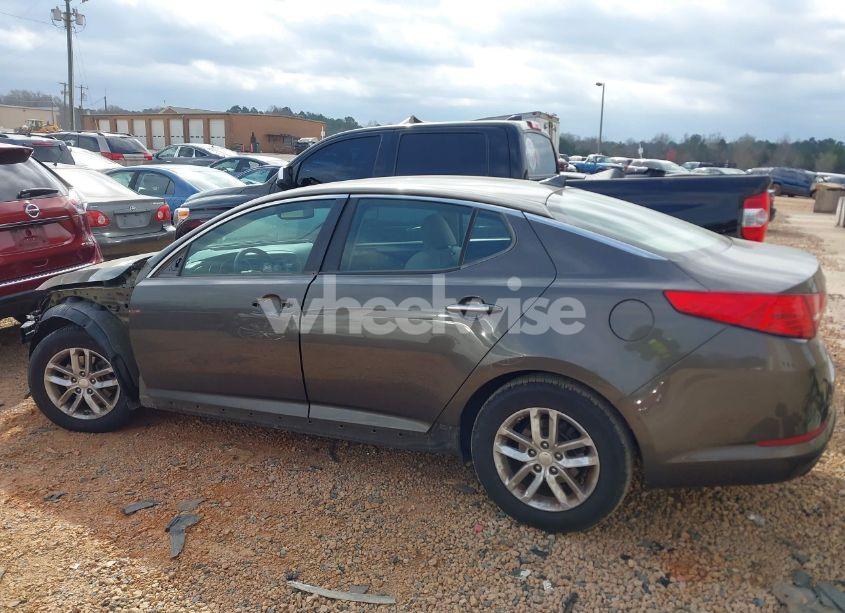 Photo 15 of 2013 Kia Optima LX (VIN 5XXGM4A76DG156179)