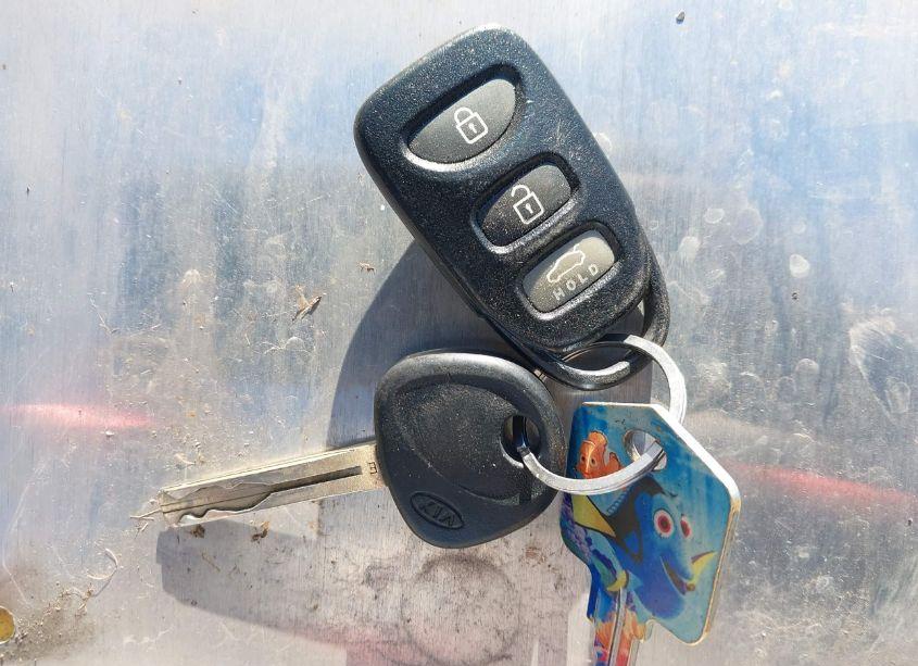 Photo 11 of 2013 Kia Optima LX (VIN 5XXGM4A76DG168445)