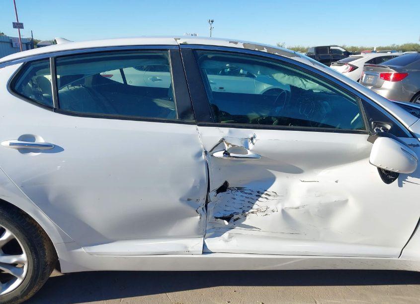 Photo 14 of 2013 Kia Optima LX (VIN 5XXGM4A76DG168445)