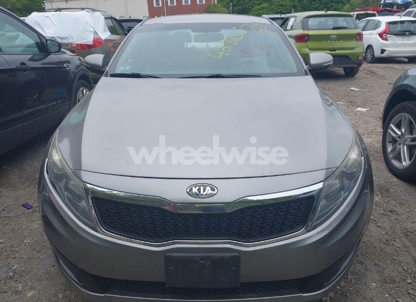 Photo 6 of 2013 Kia Optima LX (VIN 5XXGM4A76DG175685)