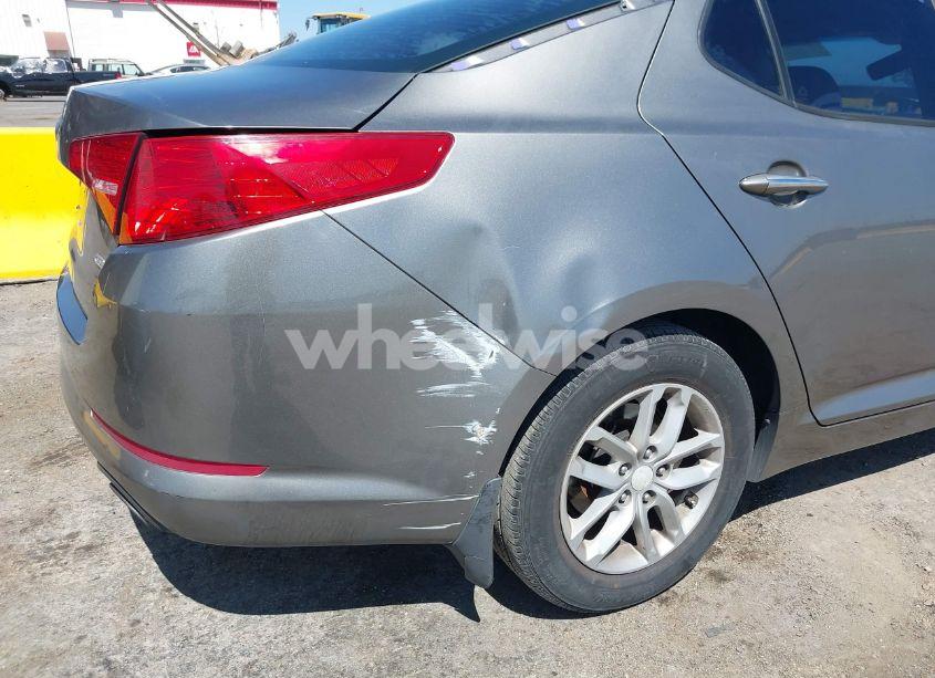 Photo 6 of 2013 Kia Optima LX (VIN 5XXGM4A76DG176206)