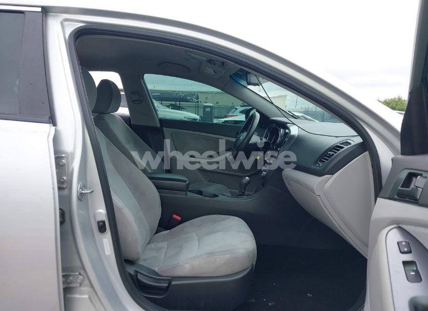 Photo 5 of 2013 Kia Optima LX (VIN 5XXGM4A76DG185701)