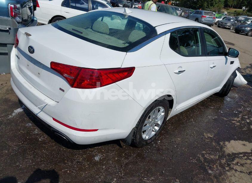Photo 4 of 2013 Kia Optima LX (VIN 5XXGM4A76DG186928)