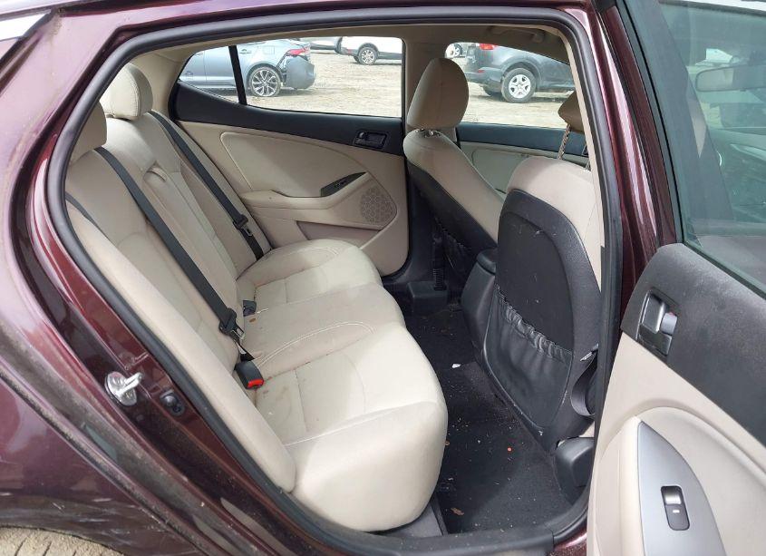 Photo 8 of 2013 Kia Optima LX (VIN 5XXGM4A76DG200648)