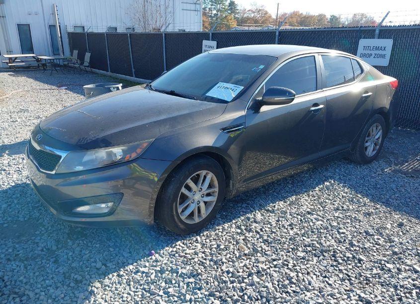 Photo 2 of 2013 Kia Optima LX (VIN 5XXGM4A76DG201704)