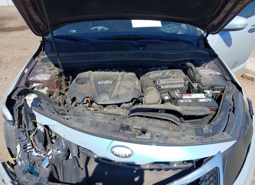 Photo 10 of 2013 Kia Optima LX (VIN 5XXGM4A76DG211813)