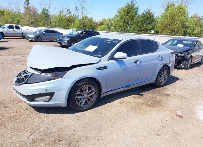 Photo 2 of 2013 Kia Optima LX (VIN 5XXGM4A76DG211813)