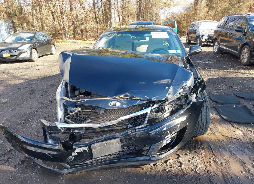 Photo 12 of 2013 Kia Optima LX (VIN 5XXGM4A76DG225131)