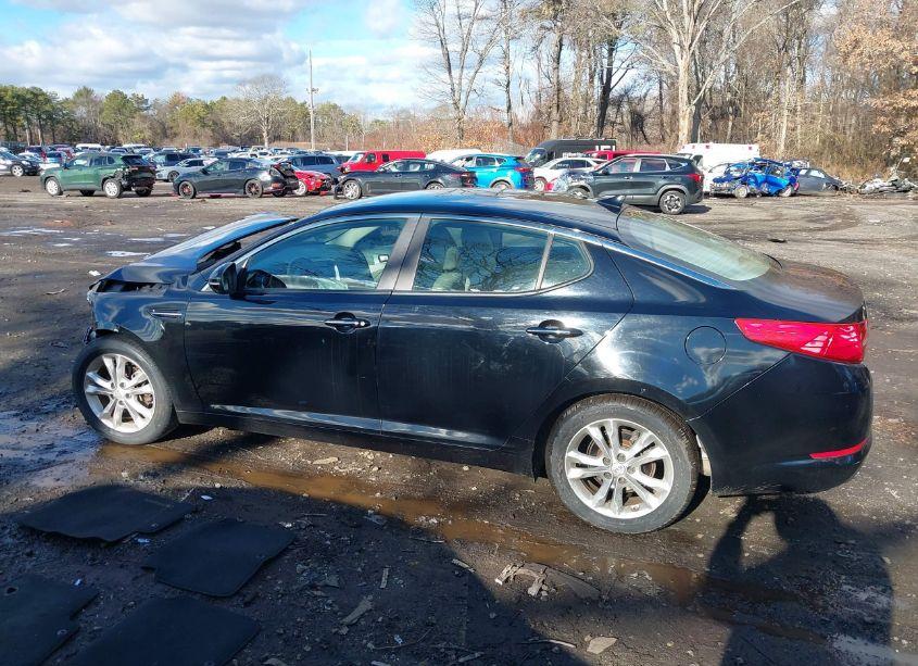Photo 14 of 2013 Kia Optima LX (VIN 5XXGM4A76DG225131)