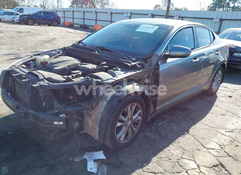 Photo 2 of 2013 Kia Optima LX (VIN 5XXGM4A76DG234234)