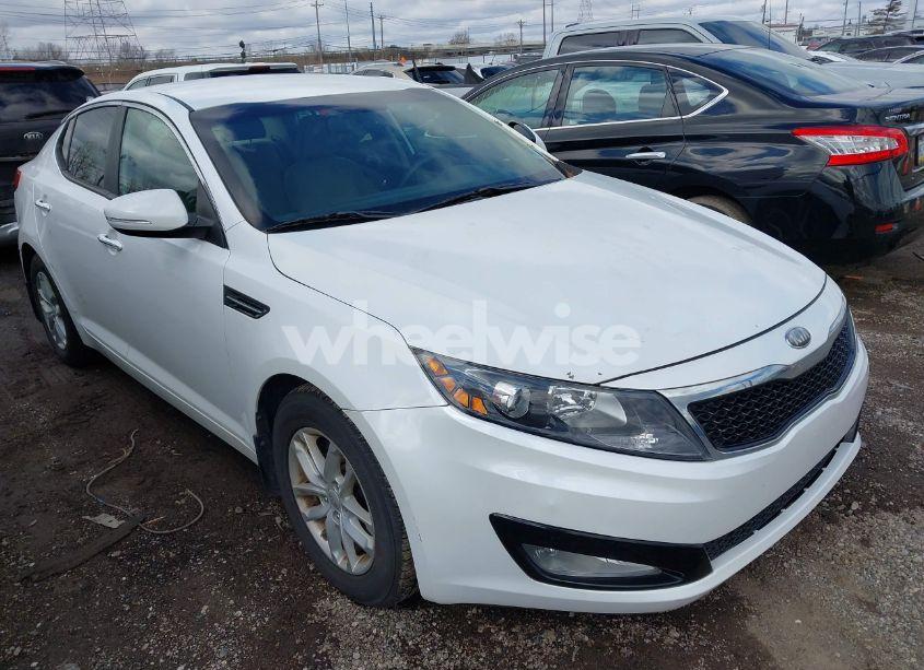 2013 Kia Optima LX (VIN 5XXGM4A76DG241068) main photo