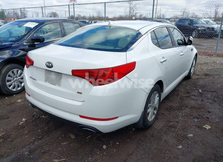 Photo 4 of 2013 Kia Optima LX (VIN 5XXGM4A76DG241068)