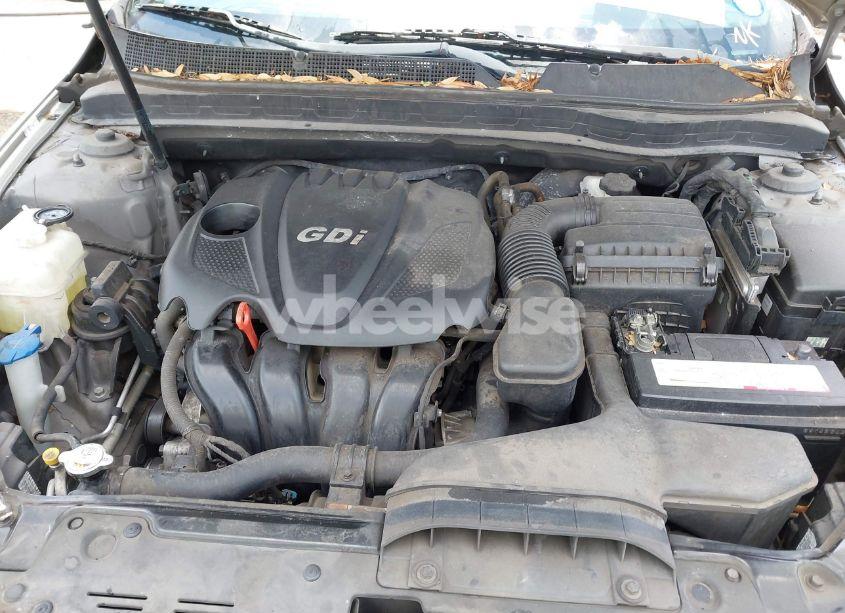 Photo 10 of 2014 Kia Optima LX (VIN 5XXGM4A76EG271706)