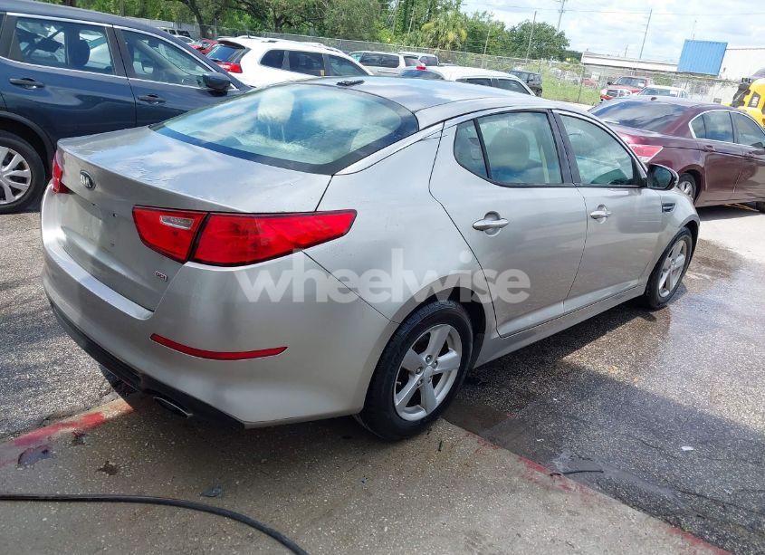 Photo 4 of 2014 Kia Optima LX (VIN 5XXGM4A76EG271706)