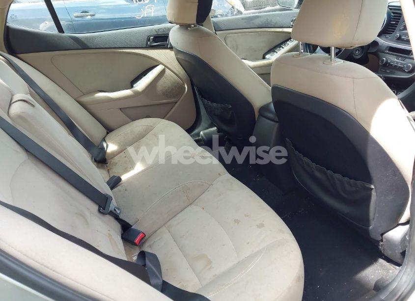 Photo 8 of 2014 Kia Optima LX (VIN 5XXGM4A76EG271706)