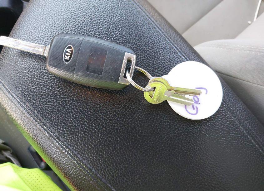 Photo 11 of 2014 Kia Optima LX (VIN 5XXGM4A76EG290241)