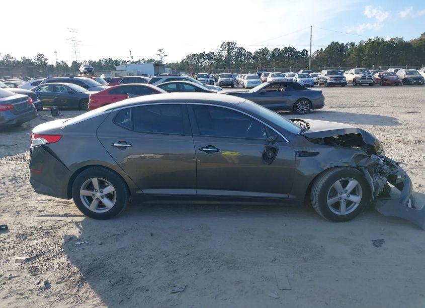 Photo 13 of 2014 Kia Optima LX (VIN 5XXGM4A76EG290241)