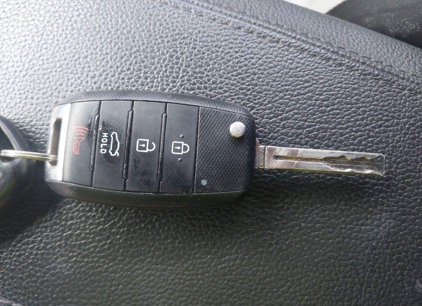 Photo 11 of 2014 Kia Optima LX (VIN 5XXGM4A76EG296119)