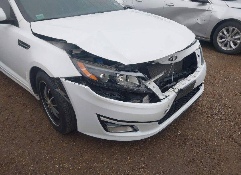 Photo 6 of 2014 Kia Optima LX (VIN 5XXGM4A76EG296119)