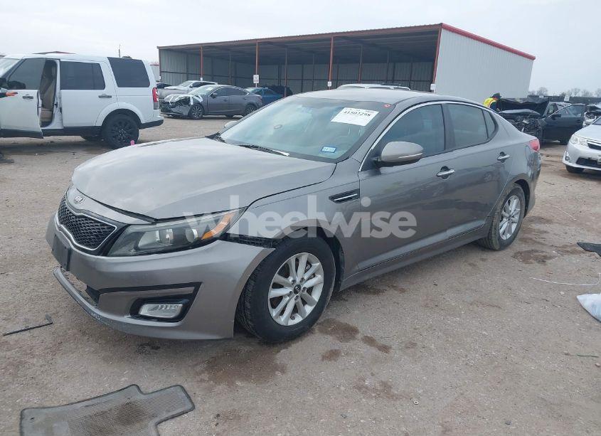 Photo 2 of 2014 Kia Optima LX (VIN 5XXGM4A76EG311038)