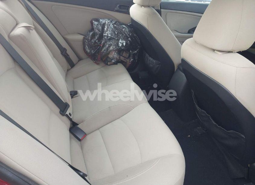 Photo 8 of 2014 Kia Optima LX (VIN 5XXGM4A76EG317261)