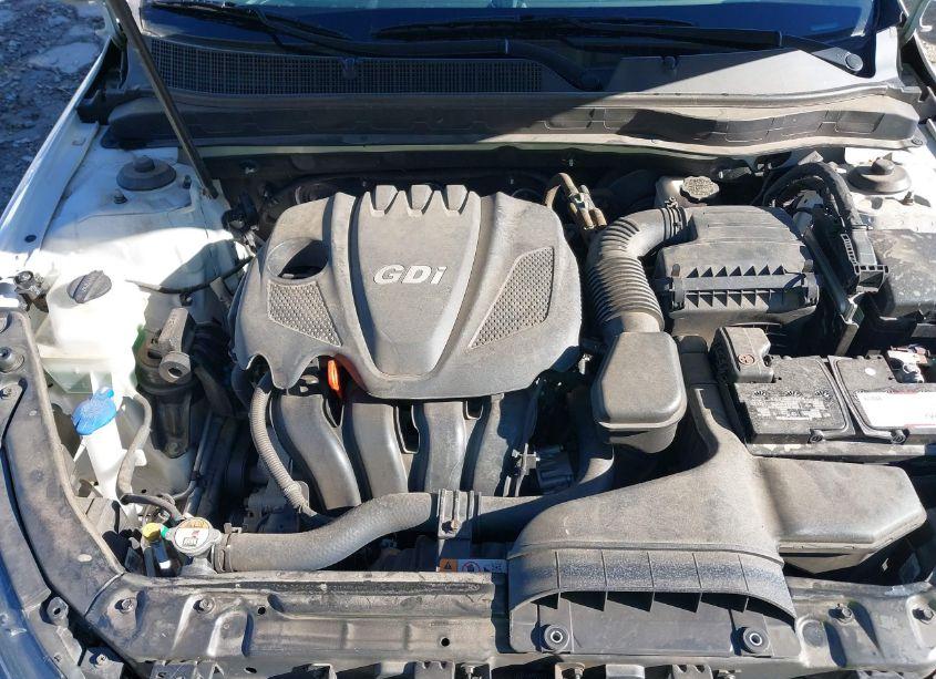 Photo 10 of 2015 Kia Optima LX (VIN 5XXGM4A76FG357115)