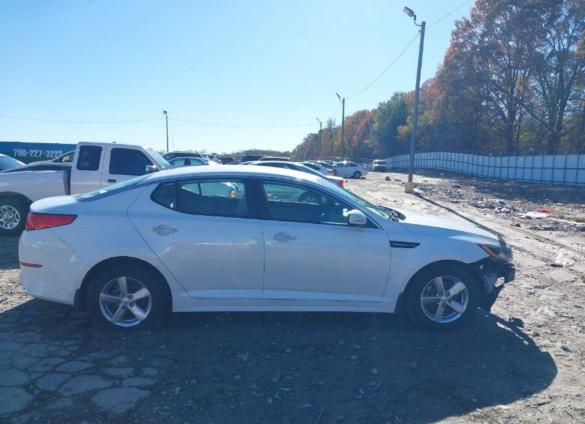 Photo 13 of 2015 Kia Optima LX (VIN 5XXGM4A76FG357115)