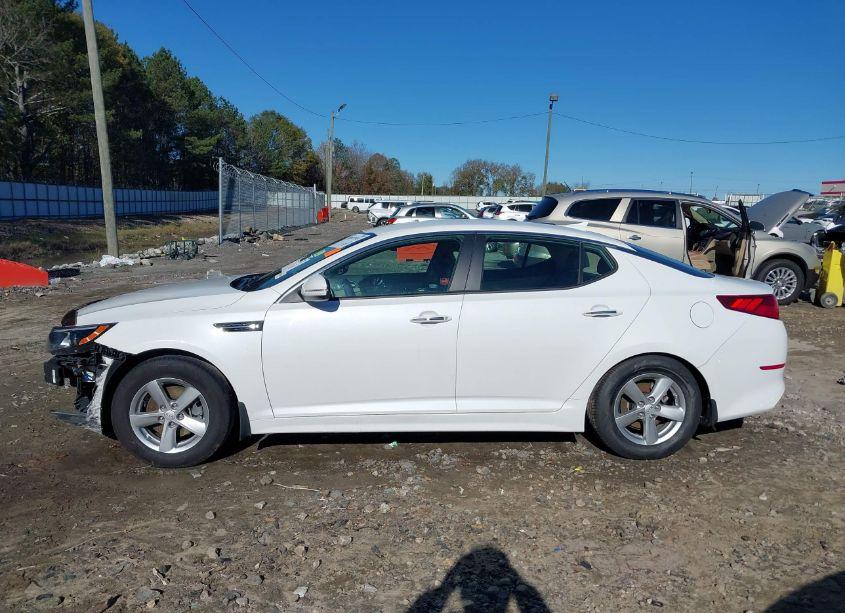 Photo 14 of 2015 Kia Optima LX (VIN 5XXGM4A76FG357115)