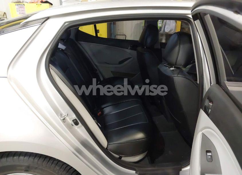 Photo 8 of 2015 Kia Optima LX (VIN 5XXGM4A76FG357907)