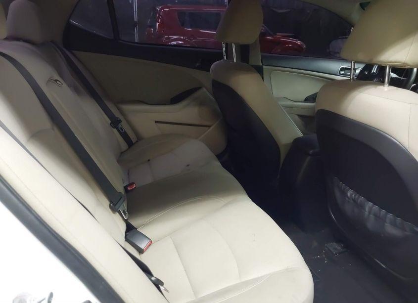 Photo 8 of 2015 Kia Optima LX (VIN 5XXGM4A76FG361018)