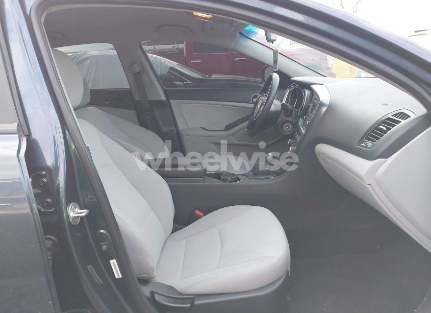 Photo 5 of 2015 Kia Optima LX (VIN 5XXGM4A76FG364940)