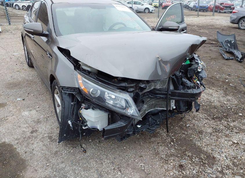 Photo 14 of 2015 Kia Optima LX (VIN 5XXGM4A76FG370592)