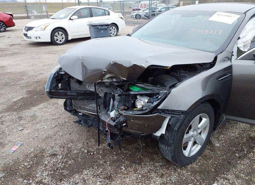 Photo 6 of 2015 Kia Optima LX (VIN 5XXGM4A76FG370592)