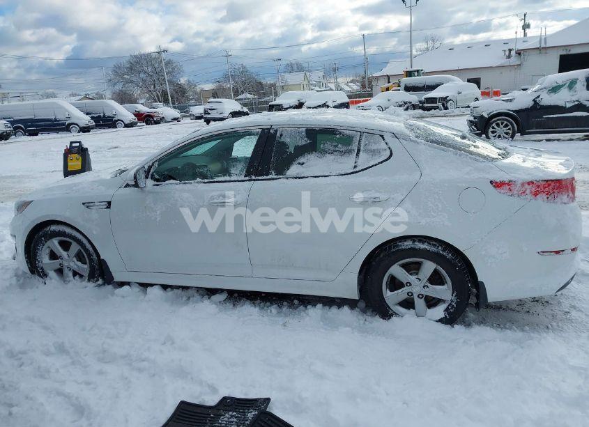 Photo 14 of 2015 Kia Optima LX (VIN 5XXGM4A76FG373184)