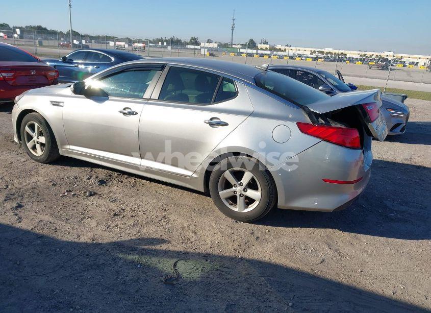 Photo 3 of 2015 Kia Optima LX (VIN 5XXGM4A76FG376571)