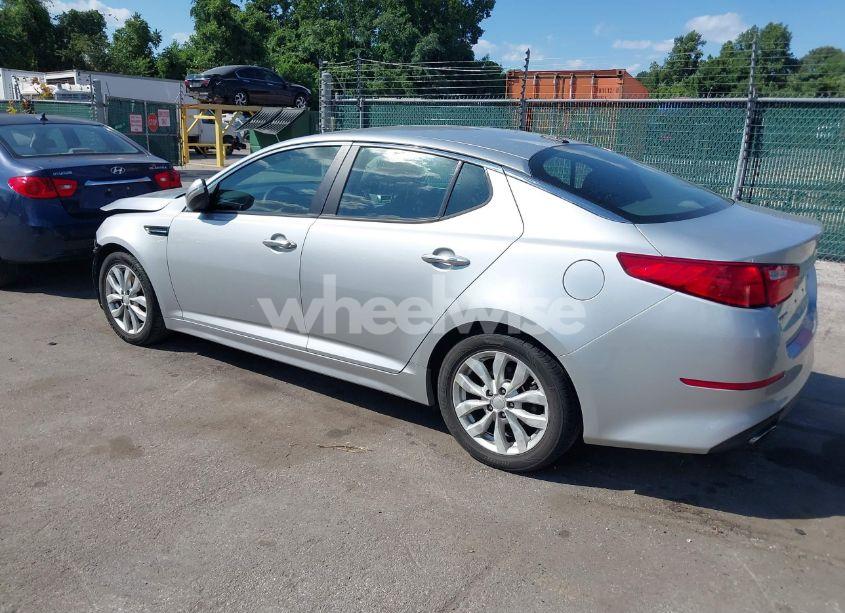 Photo 3 of 2015 Kia Optima LX (VIN 5XXGM4A76FG399509)