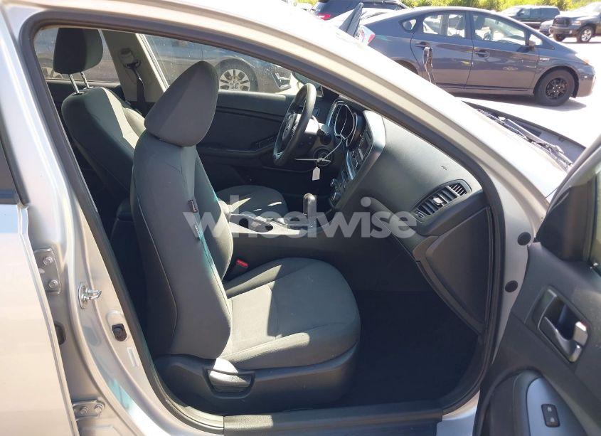 Photo 5 of 2015 Kia Optima LX (VIN 5XXGM4A76FG399509)