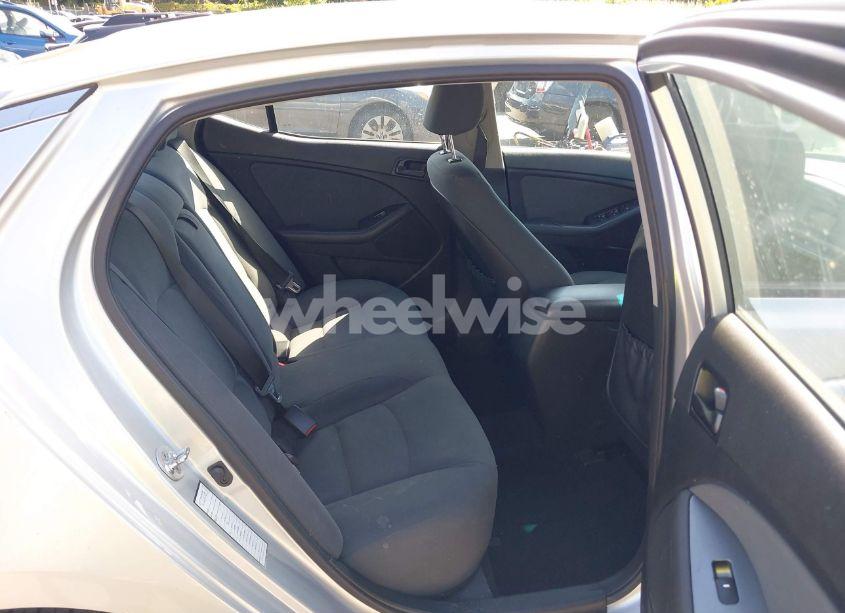 Photo 8 of 2015 Kia Optima LX (VIN 5XXGM4A76FG399509)