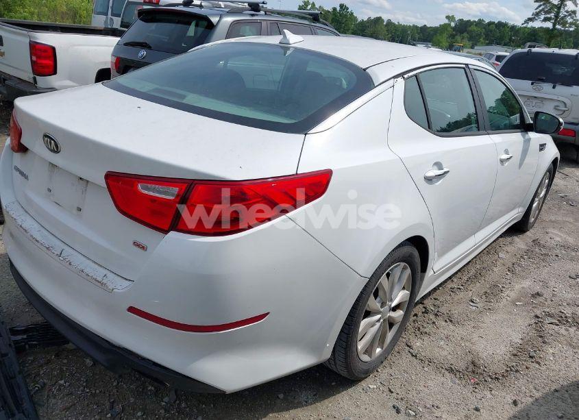 Photo 4 of 2015 Kia Optima LX (VIN 5XXGM4A76FG399865)