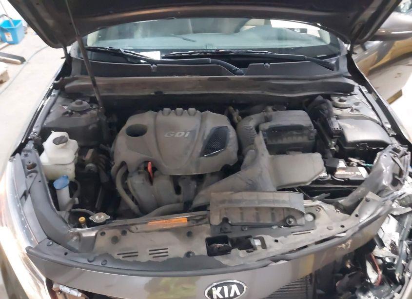 Photo 10 of 2015 Kia Optima LX (VIN 5XXGM4A76FG401291)