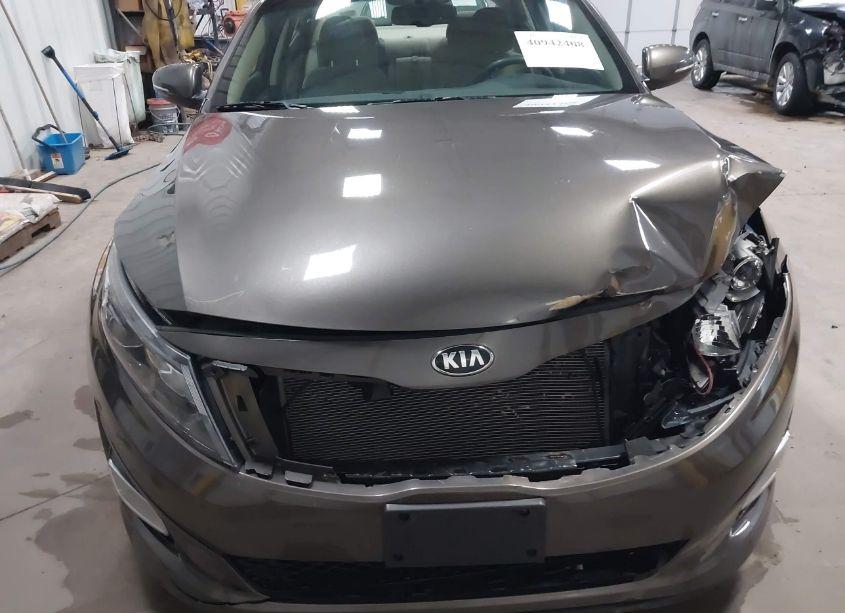 Photo 12 of 2015 Kia Optima LX (VIN 5XXGM4A76FG401291)