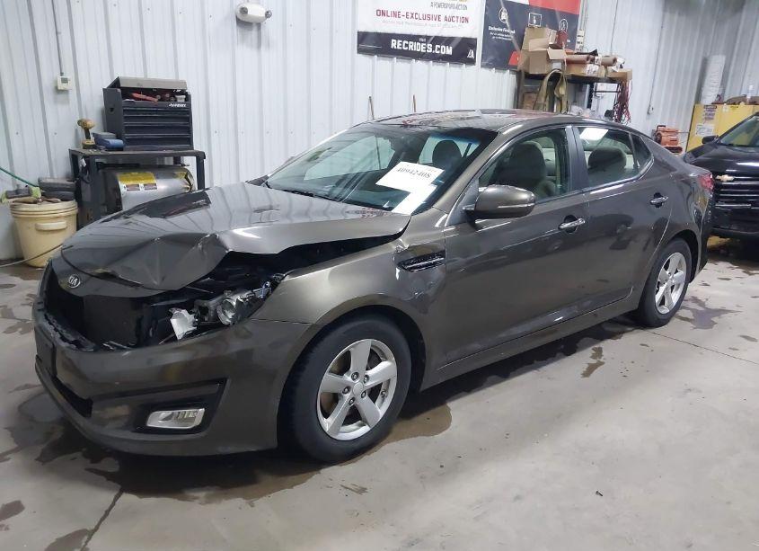 Photo 2 of 2015 Kia Optima LX (VIN 5XXGM4A76FG401291)