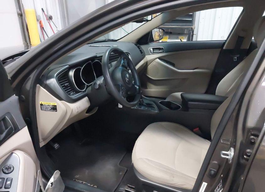 Photo 5 of 2015 Kia Optima LX (VIN 5XXGM4A76FG401291)