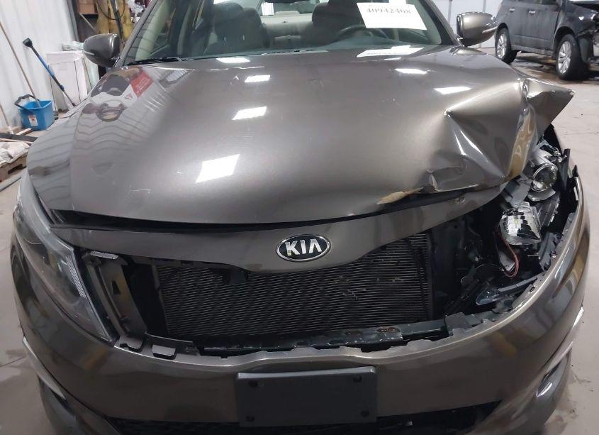 Photo 6 of 2015 Kia Optima LX (VIN 5XXGM4A76FG401291)